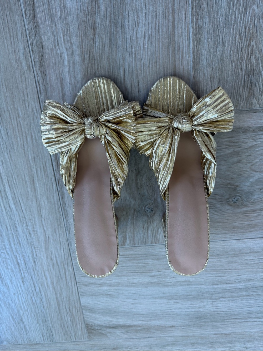 Amazon Metallic Gold Bow heels